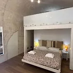 Sassolino Dimora Storica 4*