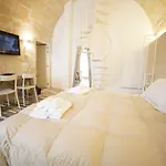 Sassolino Dimora Storica 4*